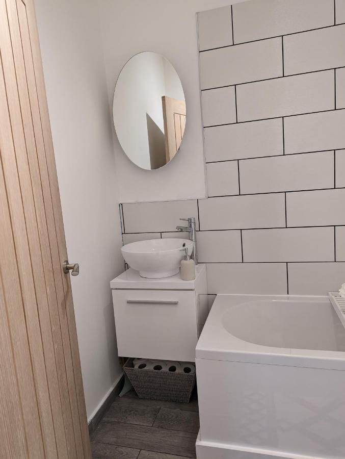 Amprenta Apartment - Gorgeous Interior Designed 1 Bedroom Home Bournemouth Exteriör bild